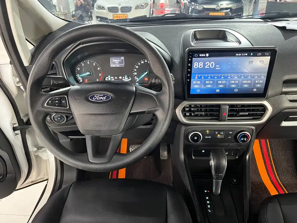 Ford Ecosport — фото 10