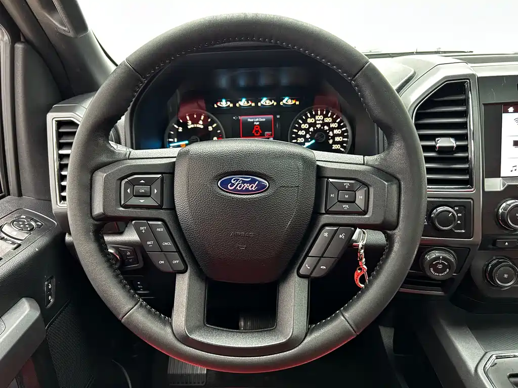 Ford F-150 Raptor — фото 11