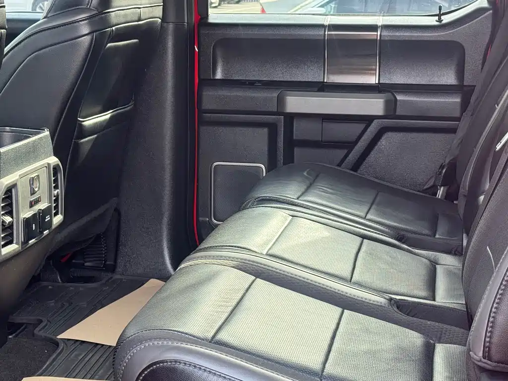 Ford F-150 Raptor — фото 14
