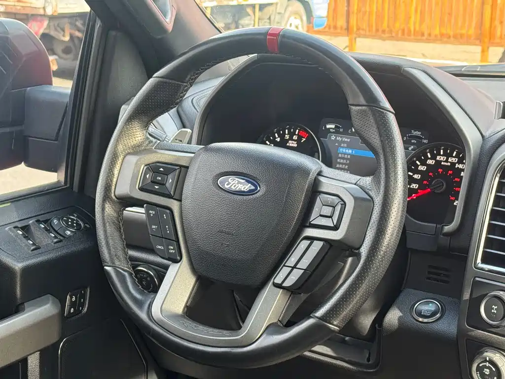 Ford F-150 Raptor — фото 17