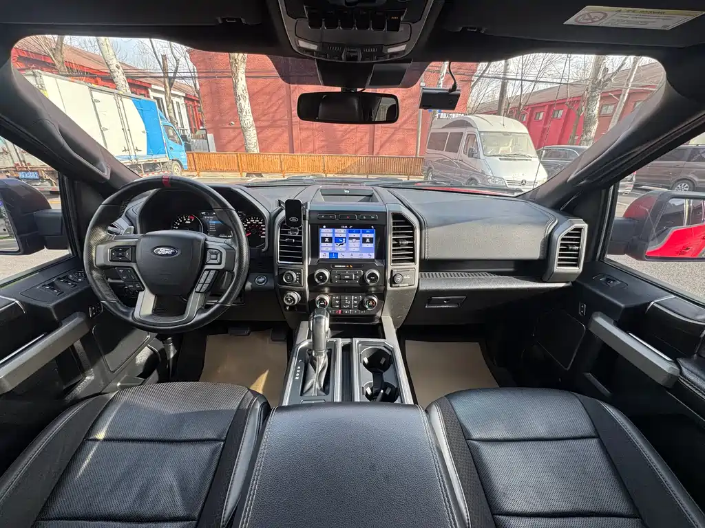Ford F-150 Raptor — фото 18