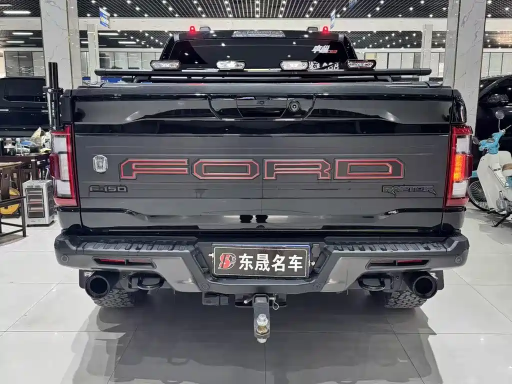 Ford F-150 Raptor — фото 8