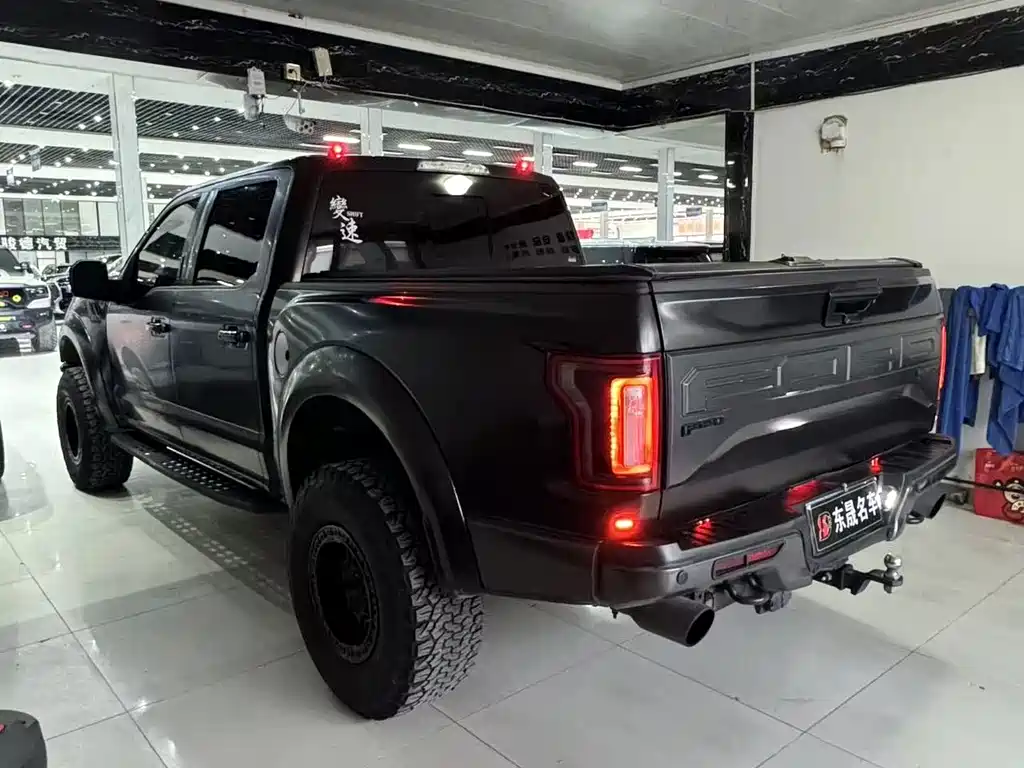 Ford F-150 Raptor — фото 7