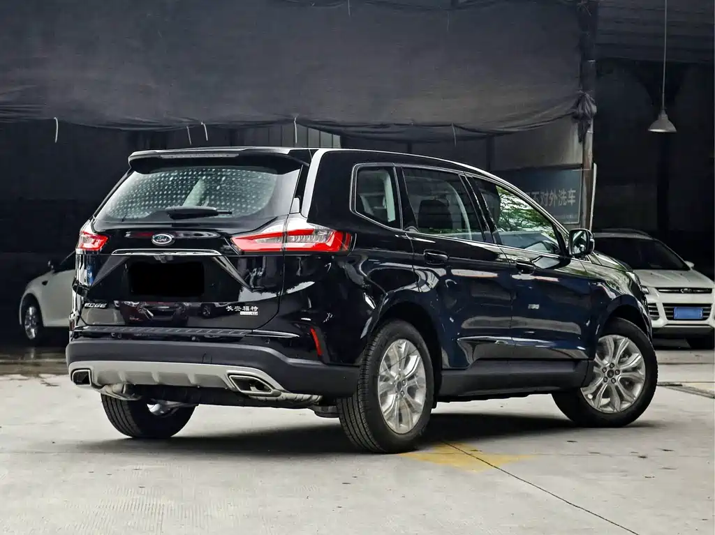 Ford Edge — фото 3