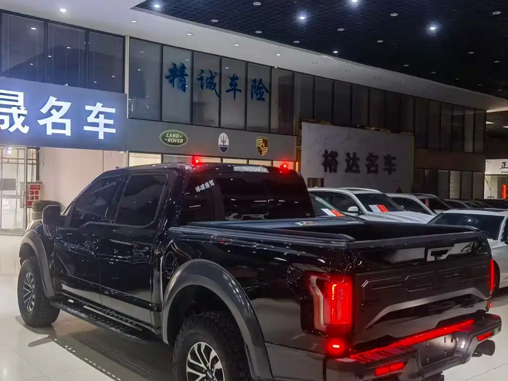 Ford F-150 Raptor — фото 7