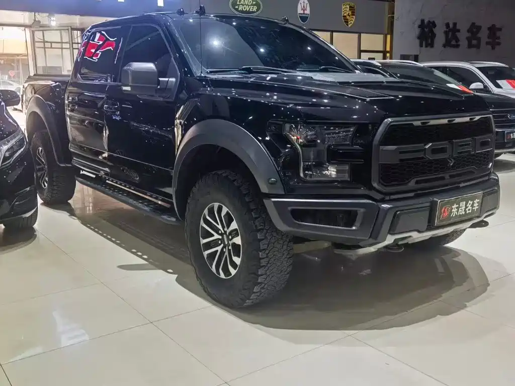 Ford F-150 Raptor