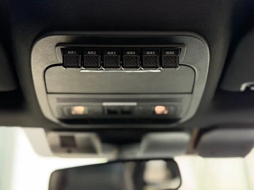 Ford F-150 Raptor — фото 13