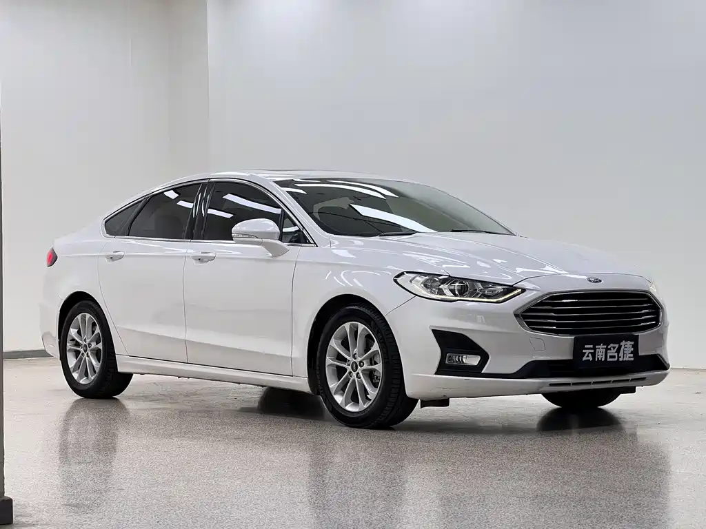 Ford Mondeo — фото 3