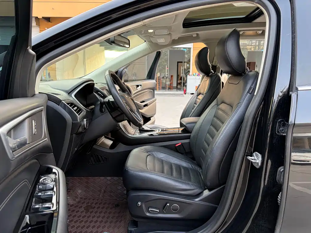 Ford Edge — фото 5