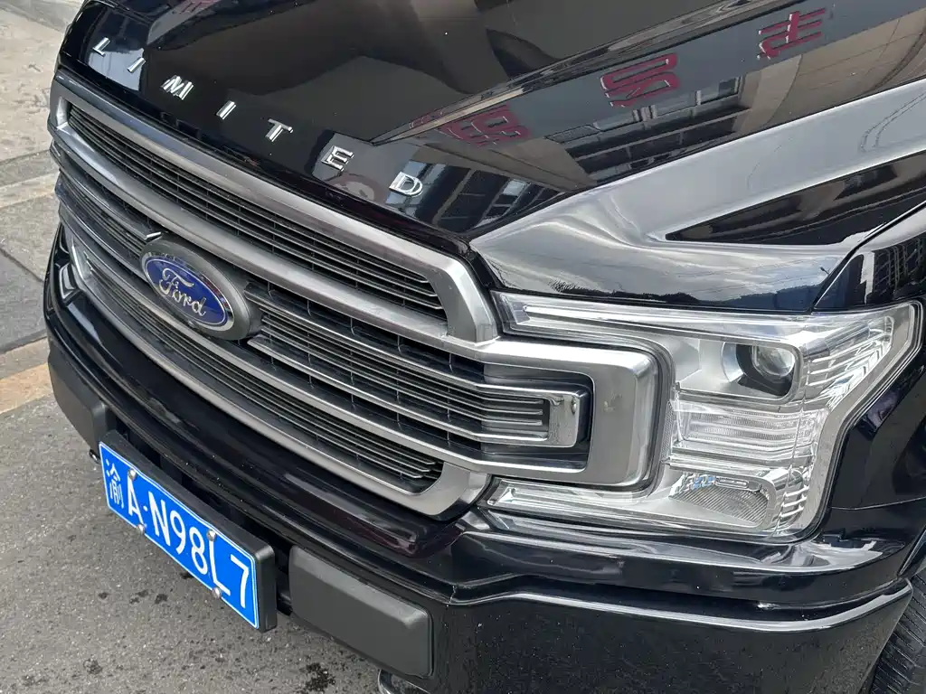 Ford F-150 Raptor — фото 5