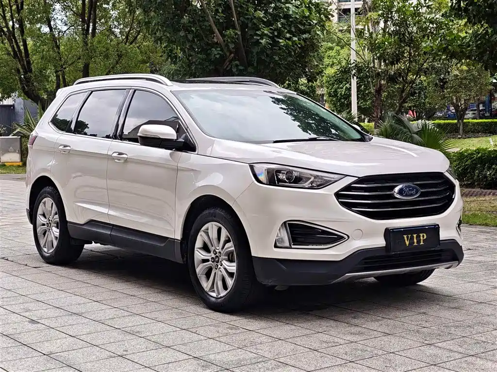 Ford Edge — фото 3