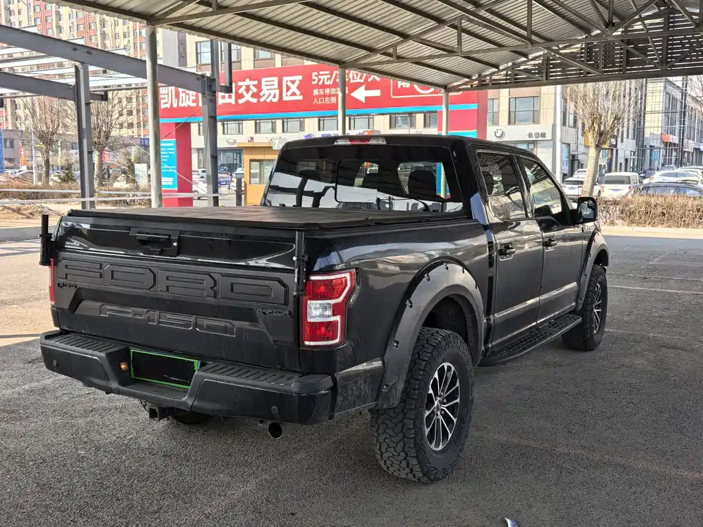 Ford F-150 Raptor — фото 9