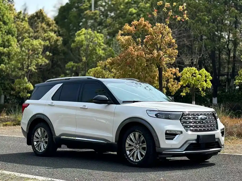 Ford Explorer — фото 3