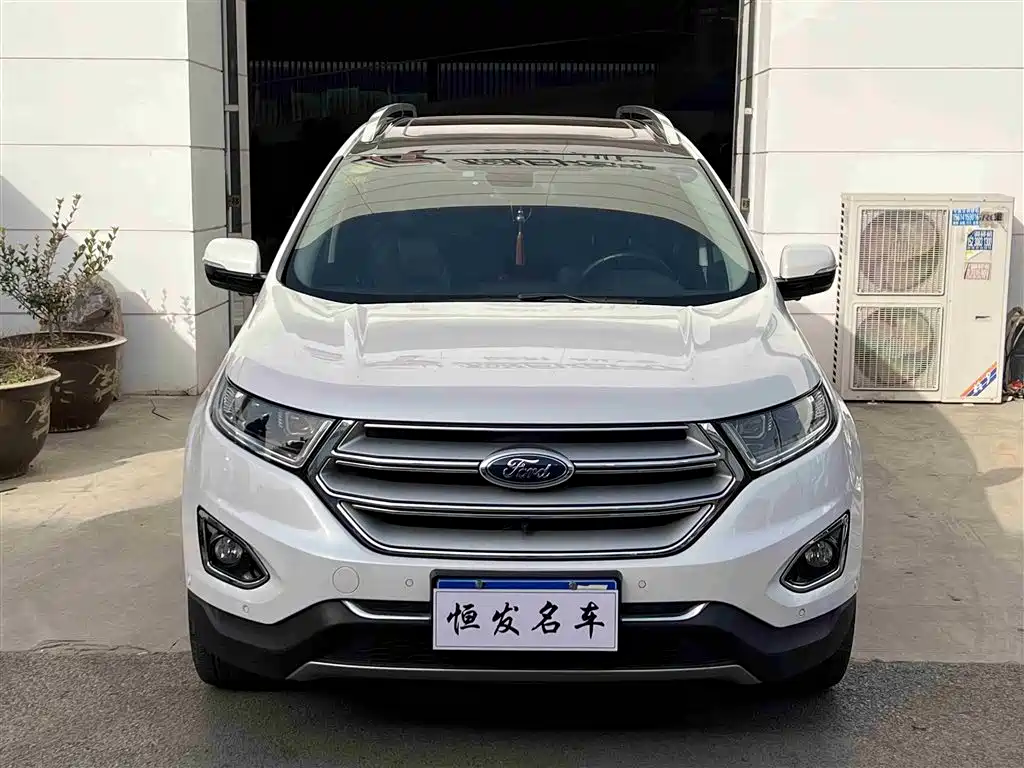 Ford Edge — фото 3