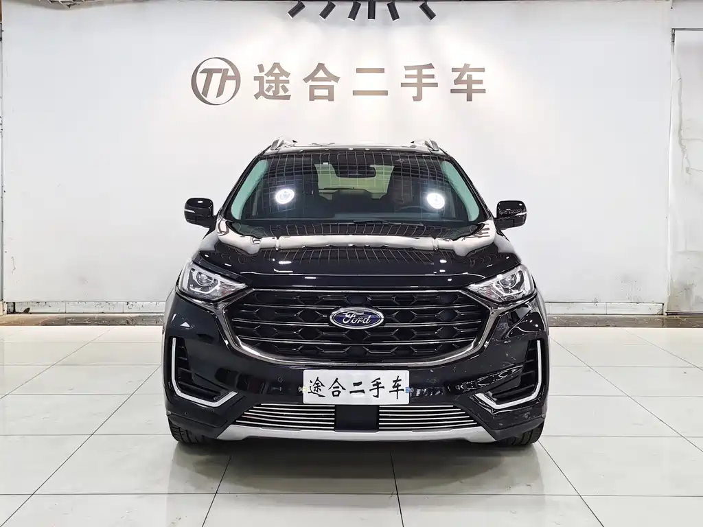 Ford Edge — фото 4