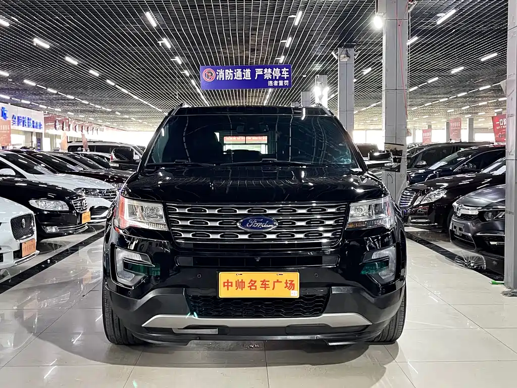 Ford Explorer (Import) — фото 2