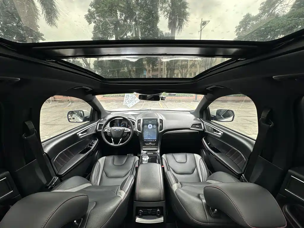 Ford Edge — фото 16