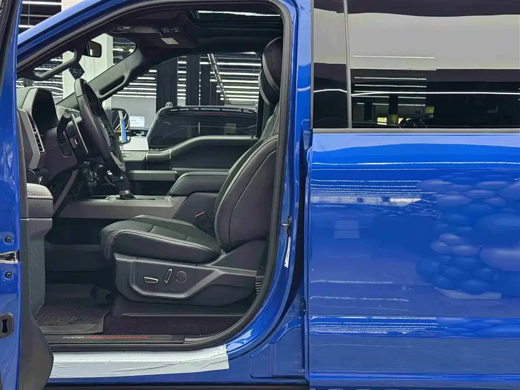 Ford F-150 Raptor — фото 6