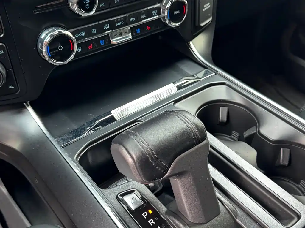 Ford F-150 Raptor — фото 17