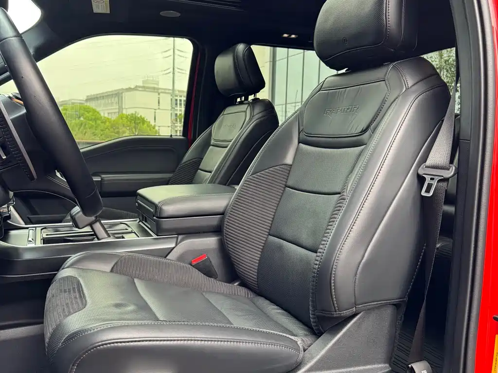 Ford F-150 Raptor — фото 18