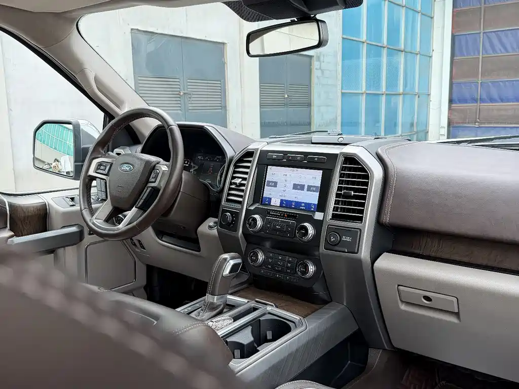 Ford F-150 Raptor — фото 11