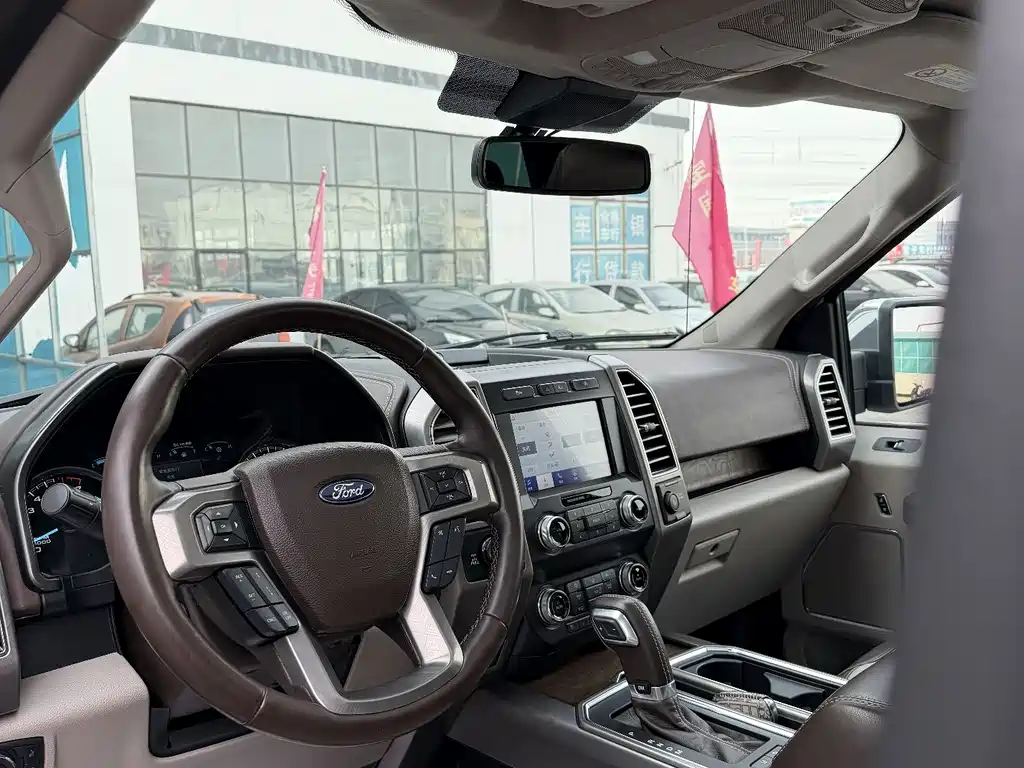 Ford F-150 Raptor — фото 15