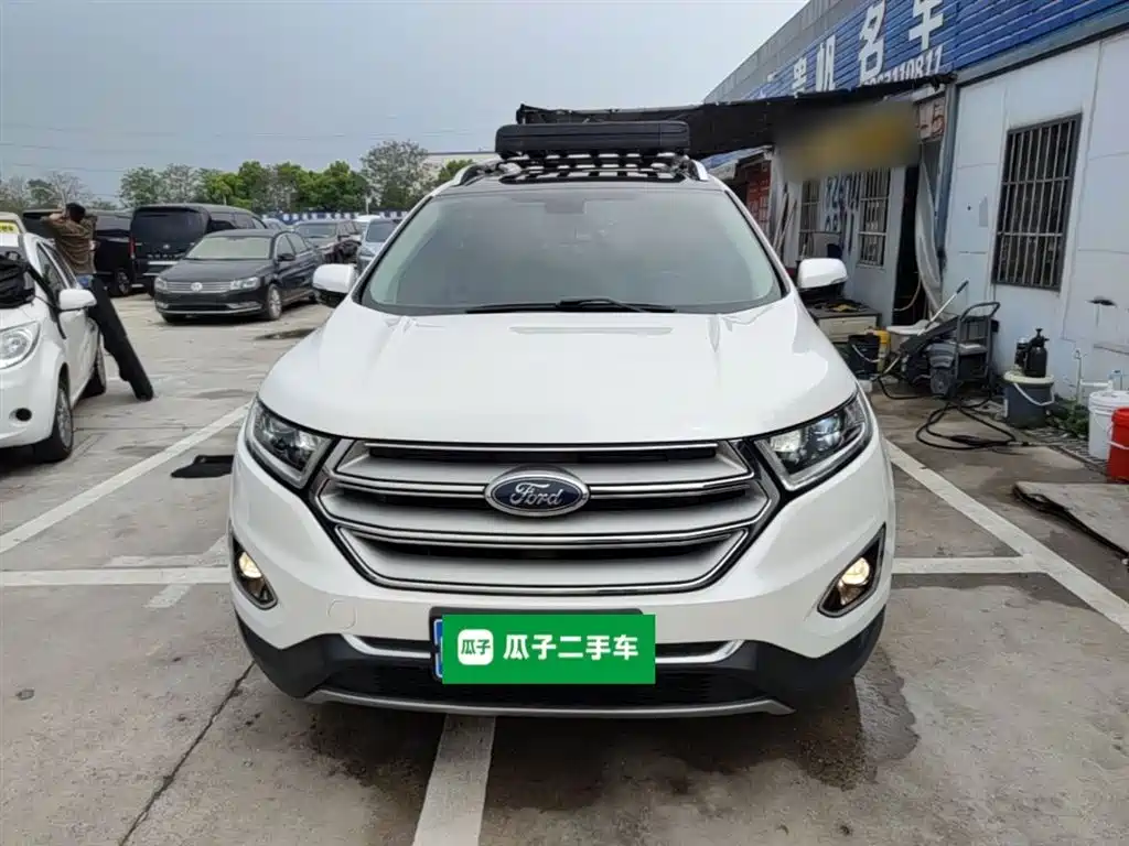 Ford Edge — фото 3