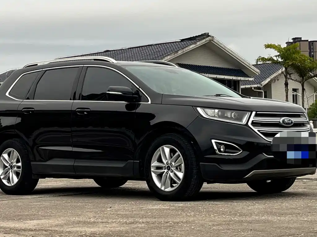 Ford Edge — фото 3