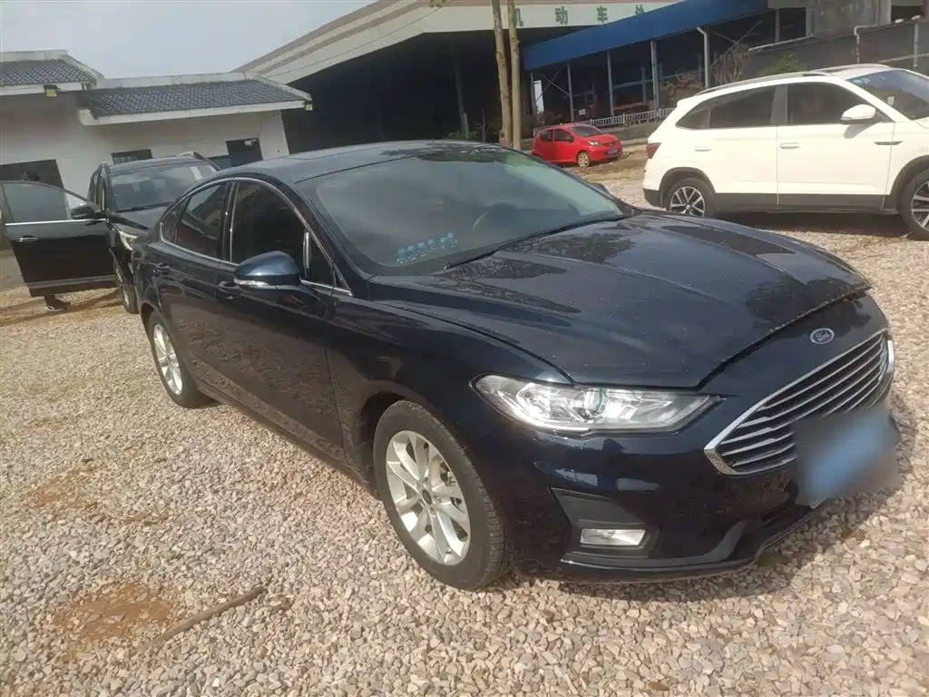 Ford Mondeo — фото 4