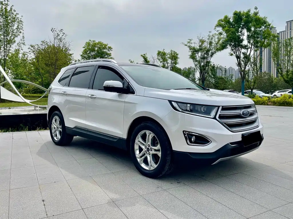 Ford Edge — фото 3