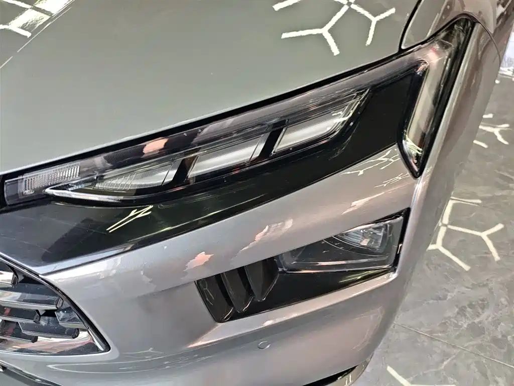 Ford Mondeo — фото 24
