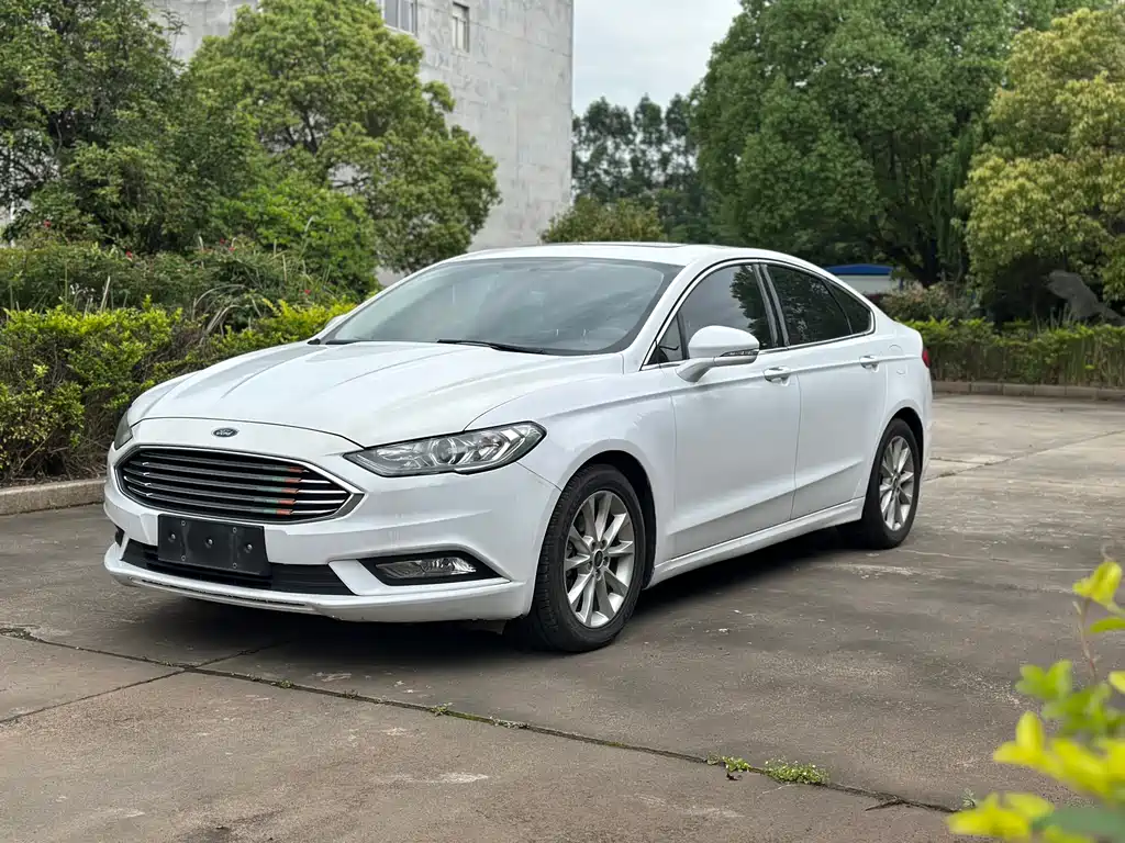 Ford Mondeo — фото 3