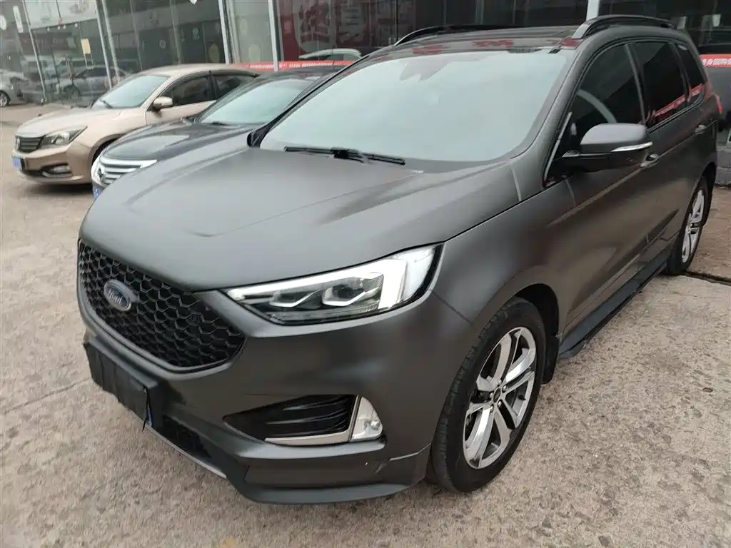 Ford Edge — фото 18