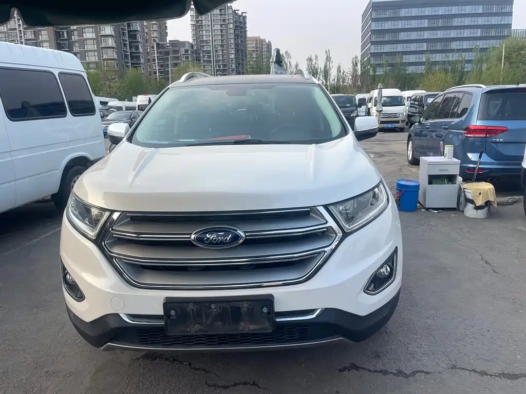 Ford Edge — фото 2