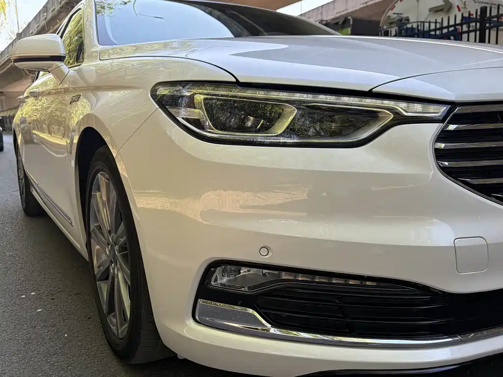 Ford Taurus — фото 14