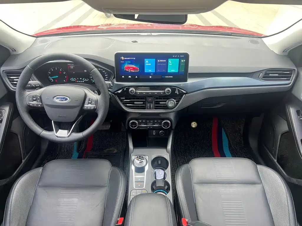 Ford Focus Active — фото 6