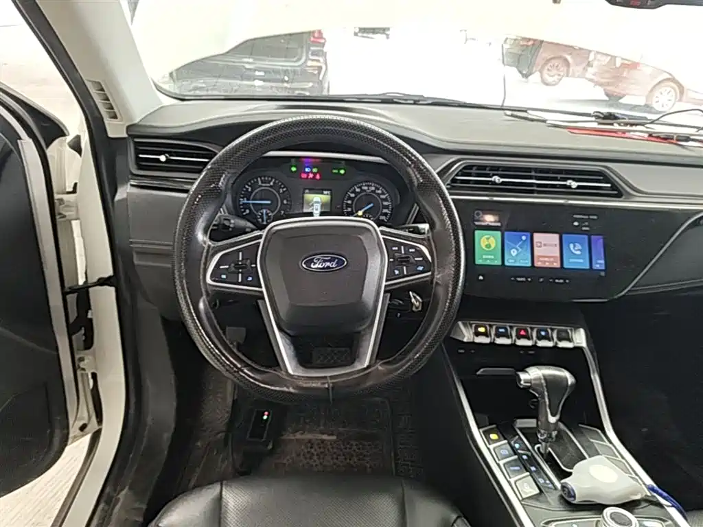 Ford Territory — фото 11