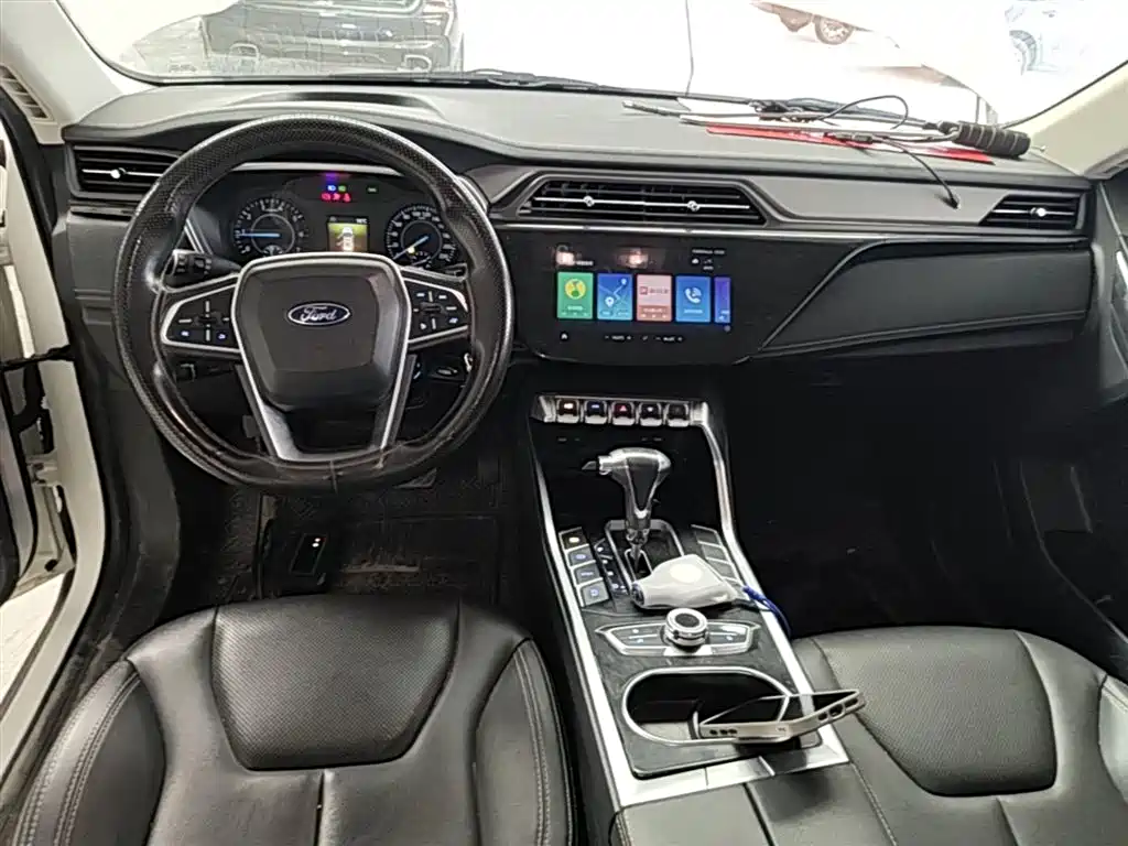Ford Territory — фото 10