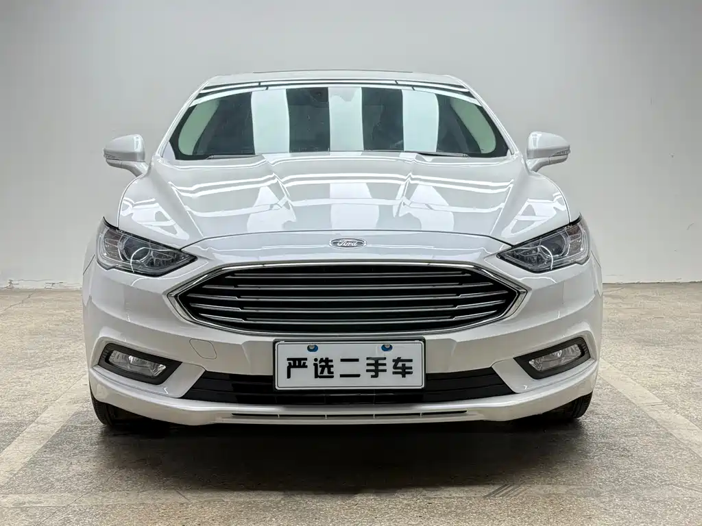 Ford Mondeo — фото 7