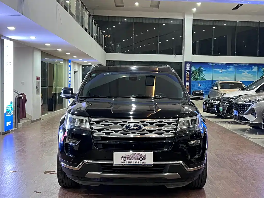 Ford Explorer (Import) — фото 2