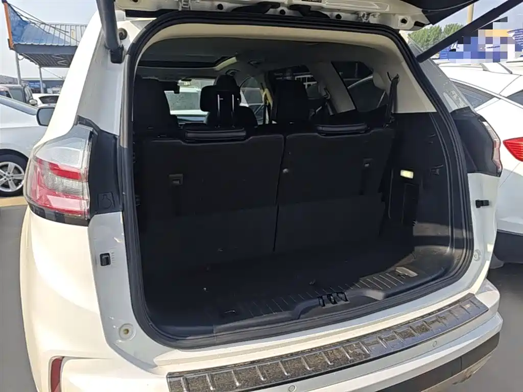 Ford Edge — фото 19