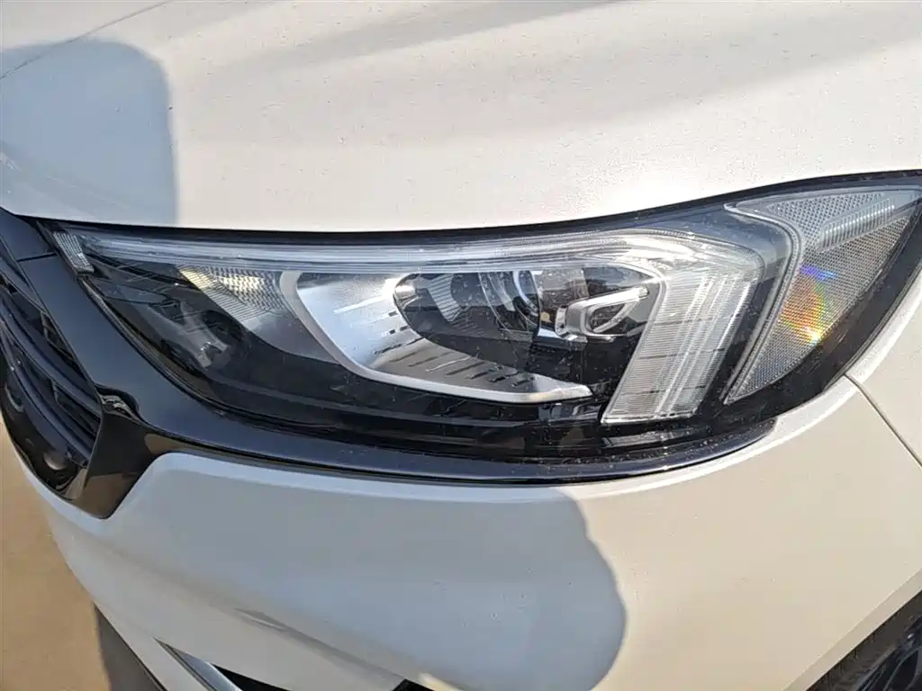 Ford Edge — фото 24