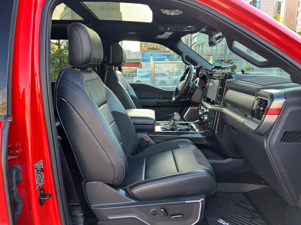 Ford F-150 Raptor — фото 14