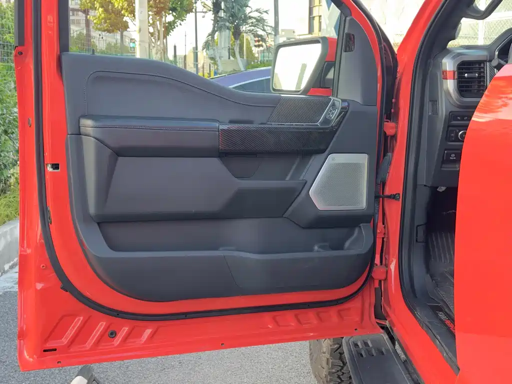 Ford F-150 Raptor — фото 25