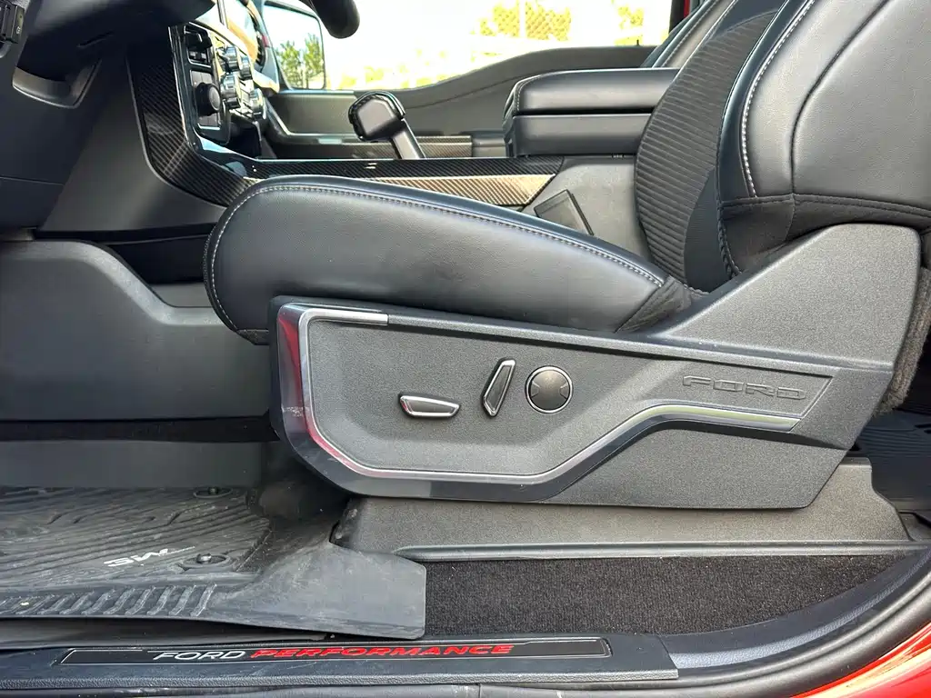 Ford F-150 Raptor — фото 28