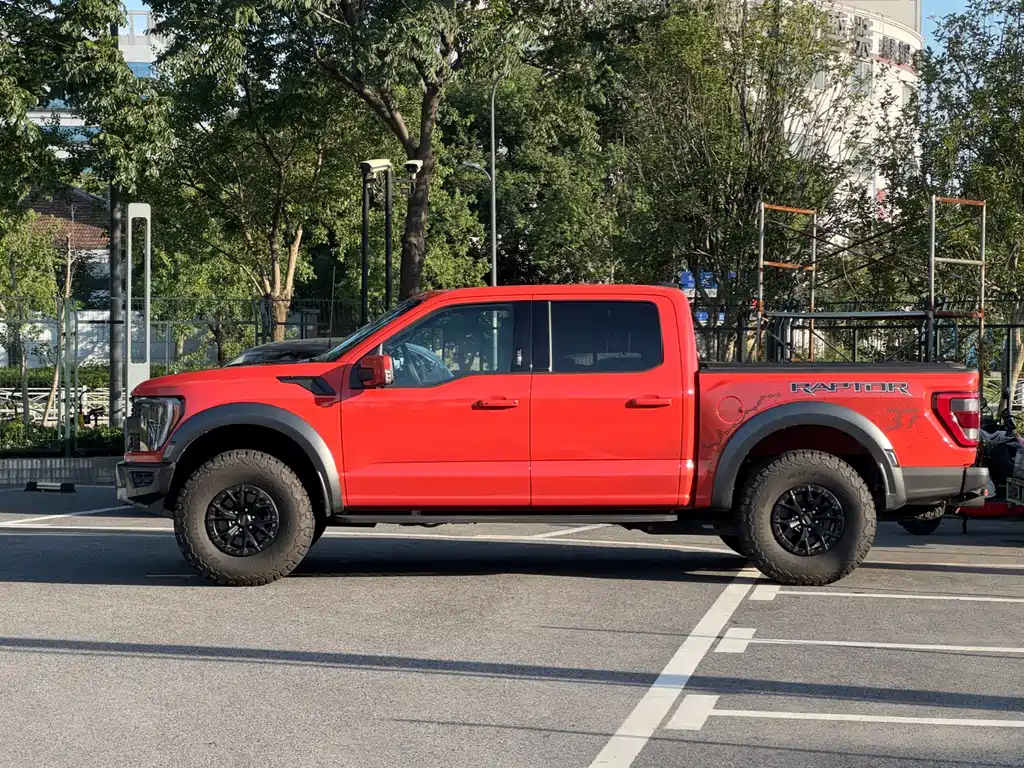 Ford F-150 Raptor — фото 7