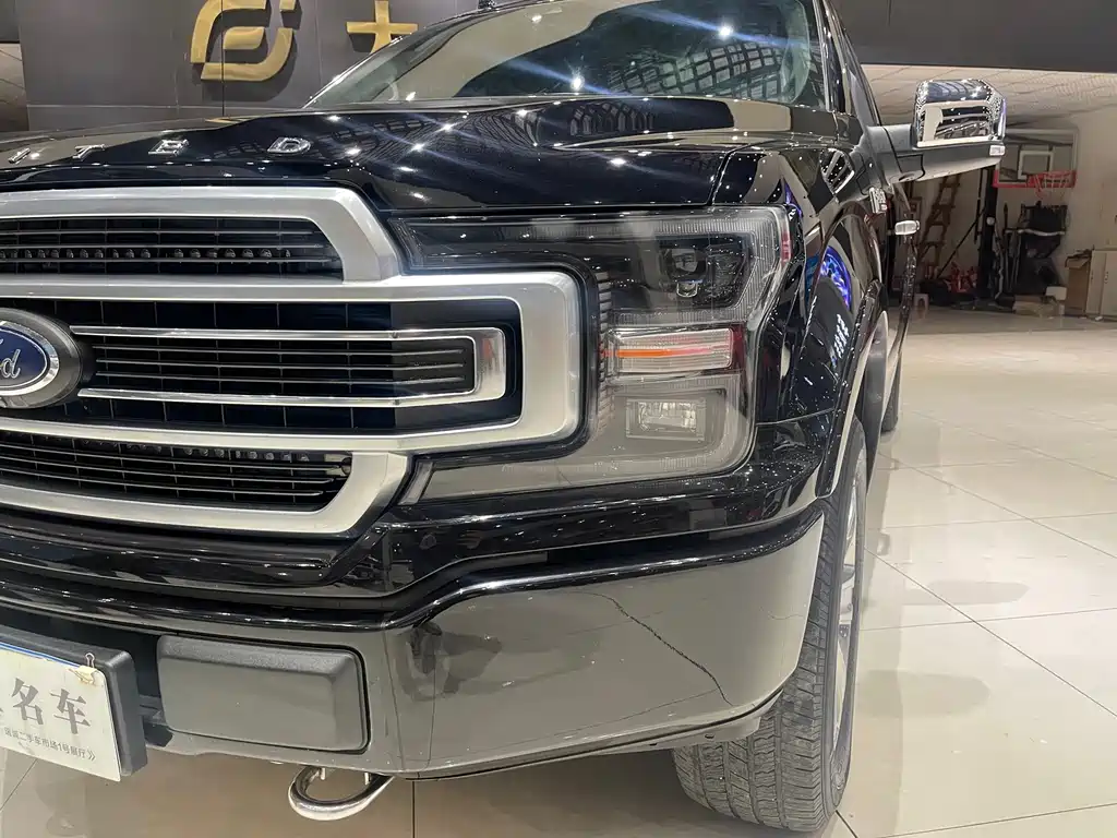Ford F-150 Raptor — фото 11
