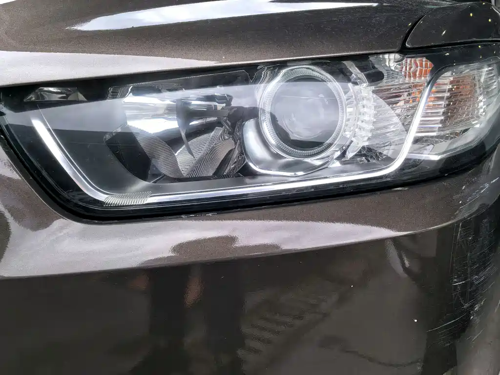 Ford Taurus — фото 15