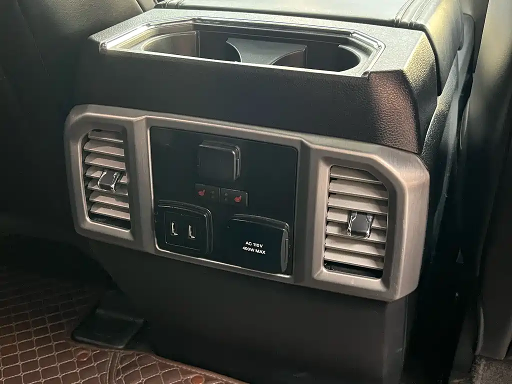 Ford F-150 Raptor — фото 25
