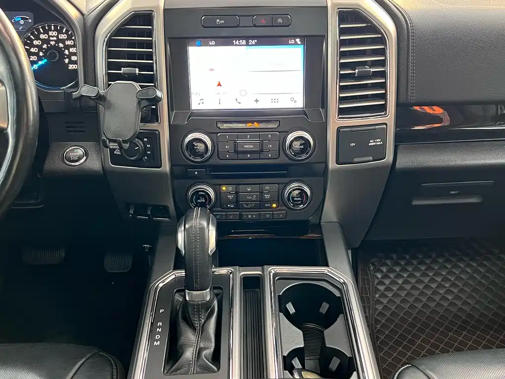 Ford F-150 Raptor — фото 26
